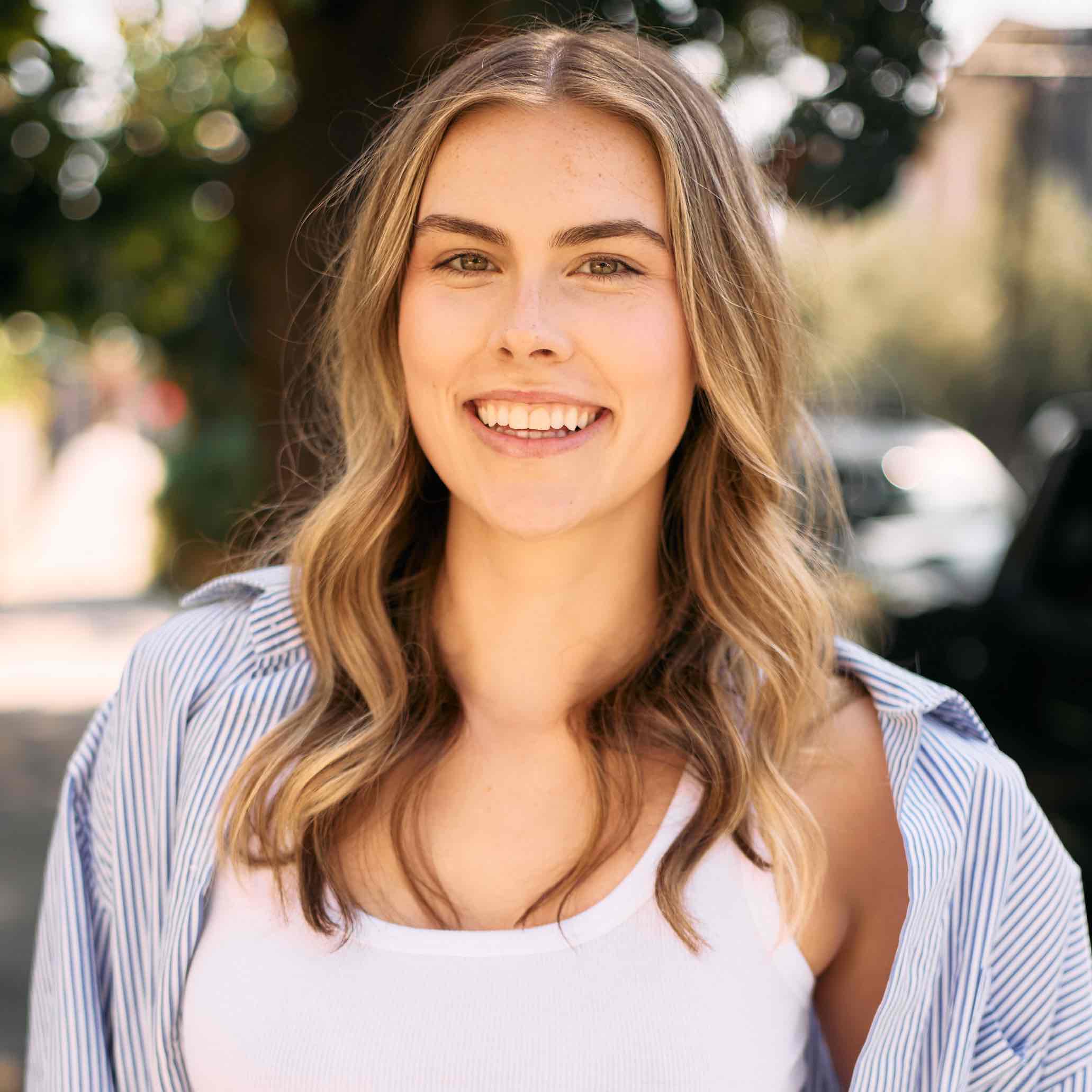 Ella S.